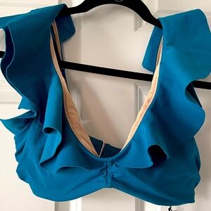 NWT Women’s Shade & Shore Bathing Suit Top, 36DD